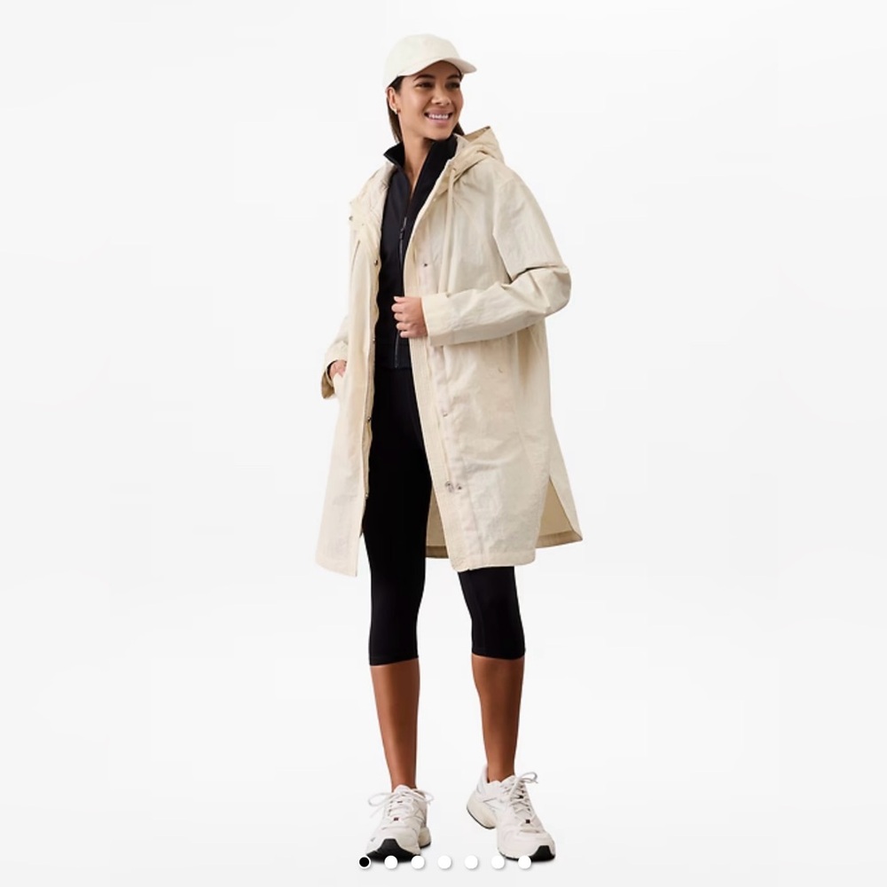 Women's Cream Rain Jacket Athleta “Everywhere Anorak” New With Tags!
